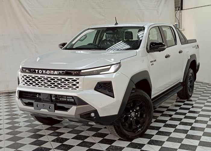 TOYOTA 