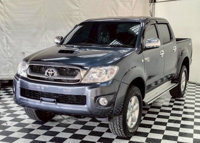 TOYOTA 