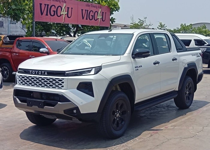 TOYOTA 