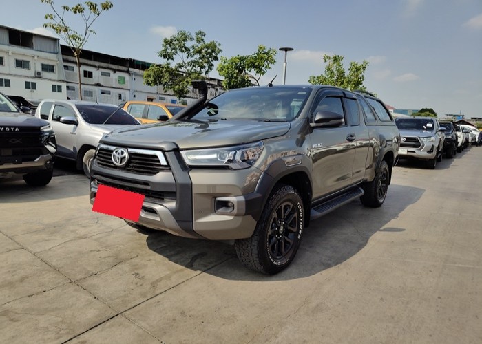 TOYOTA 