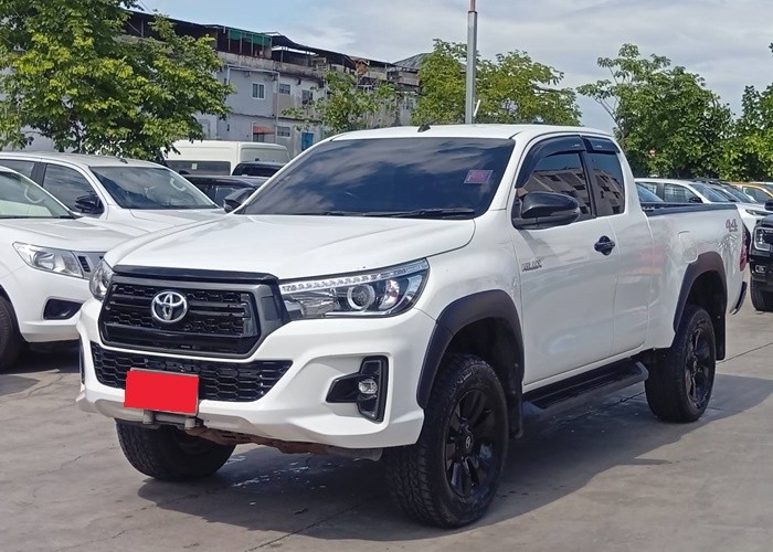 TOYOTA 