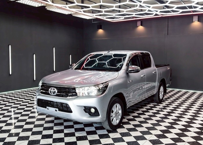 TOYOTA 