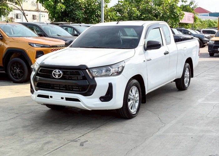 TOYOTA 