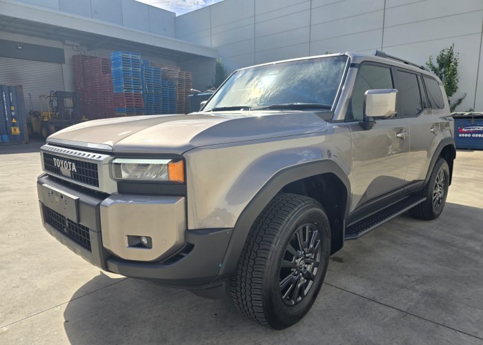 TOYOTA 