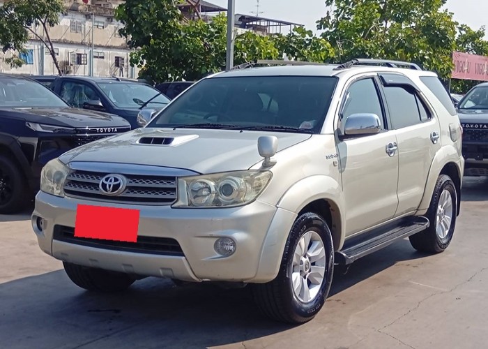 TOYOTA 