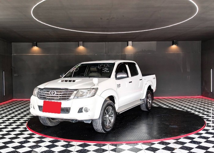 TOYOTA Hilux Vigo