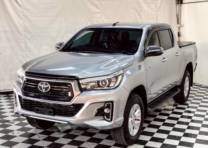 TOYOTA 