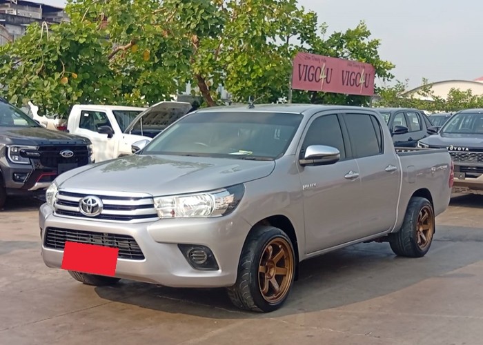 TOYOTA 