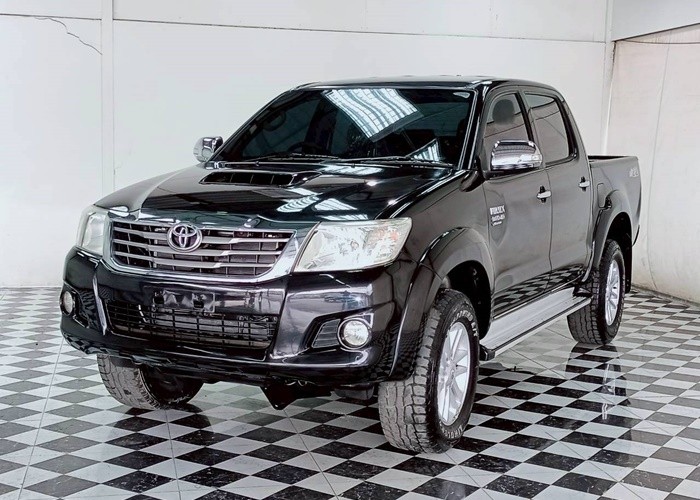 TOYOTA 