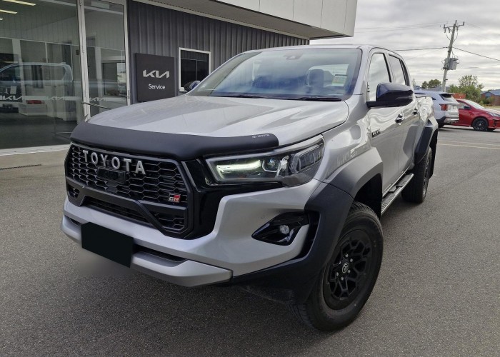 TOYOTA 