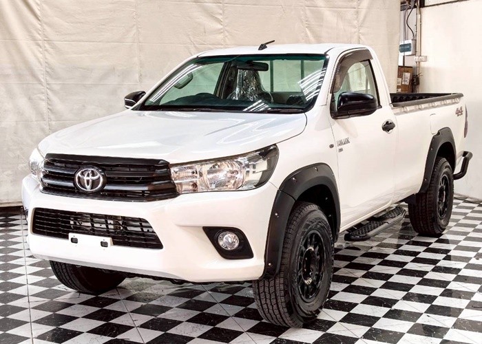 TOYOTA 