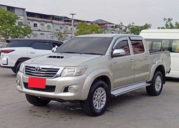 TOYOTA 