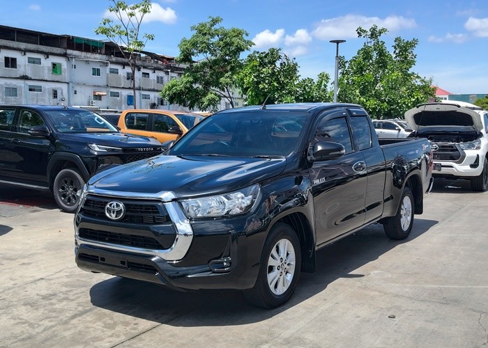 TOYOTA 