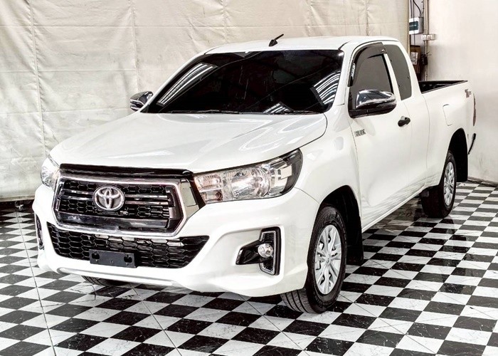 TOYOTA 