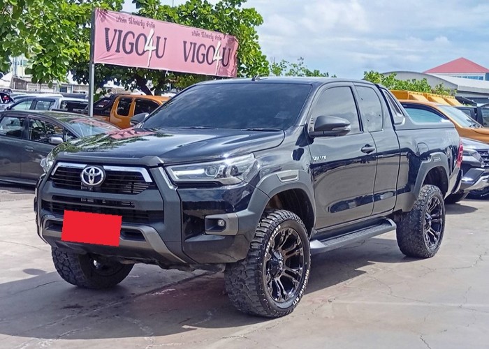 TOYOTA 
