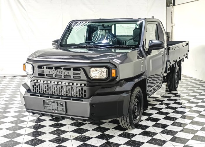 TOYOTA 