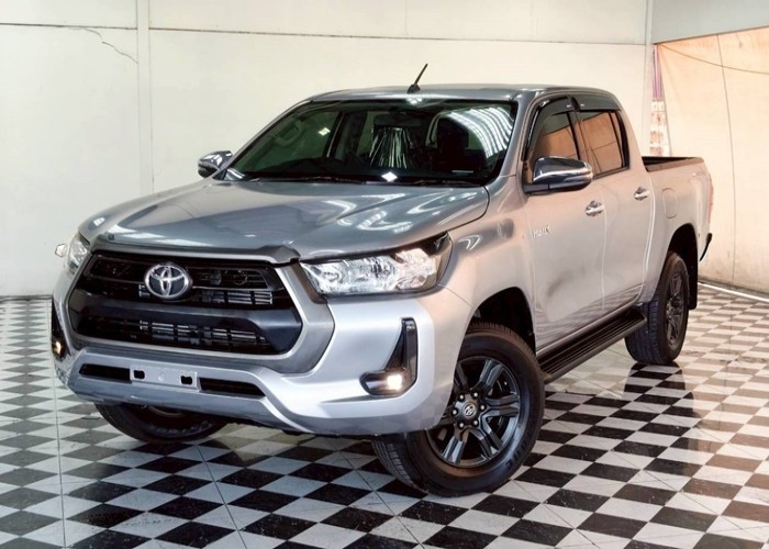 TOYOTA 
