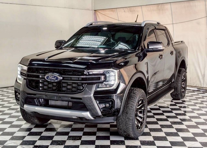 FORD 