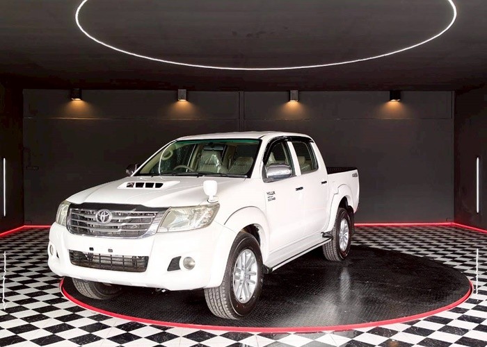 TOYOTA Hilux Vigo