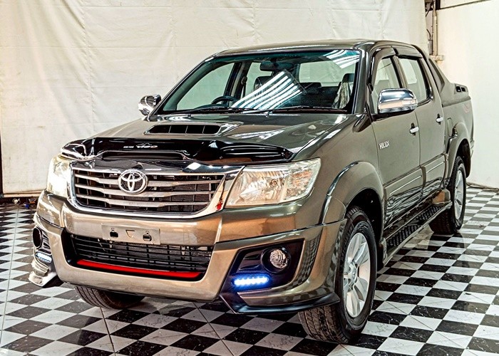 TOYOTA 
