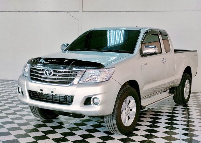 TOYOTA 