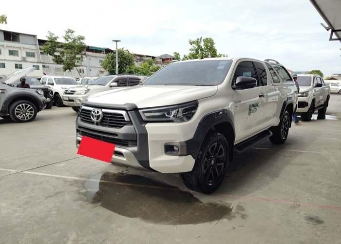 TOYOTA Hilux Rocco