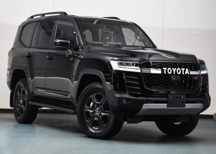 TOYOTA 