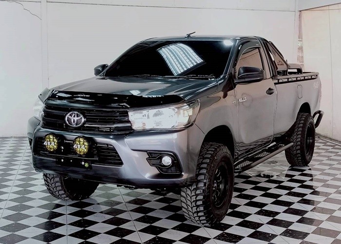 TOYOTA 