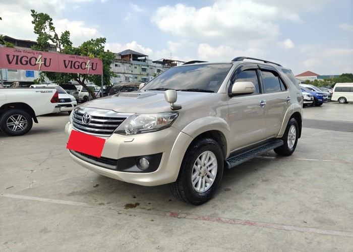 TOYOTA 