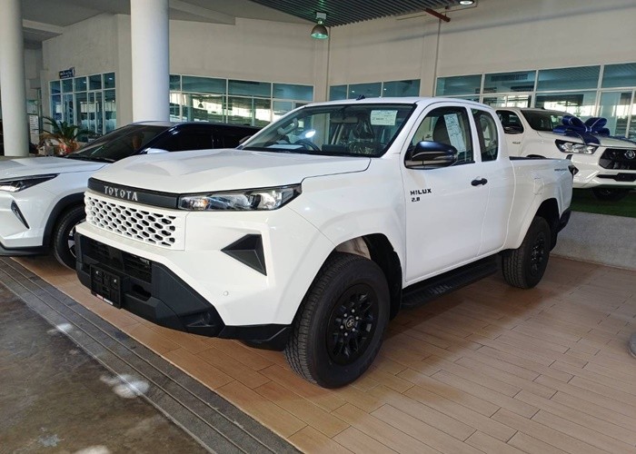 TOYOTA 