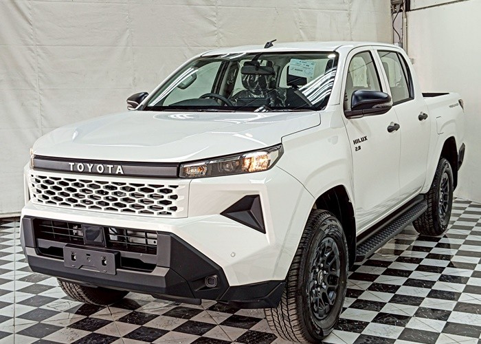 TOYOTA 