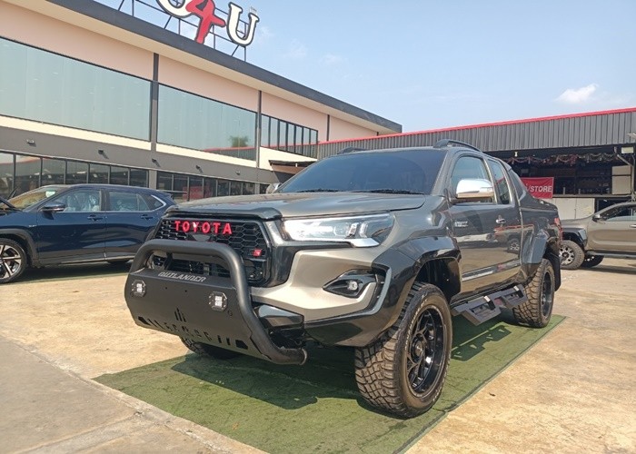 TOYOTA 