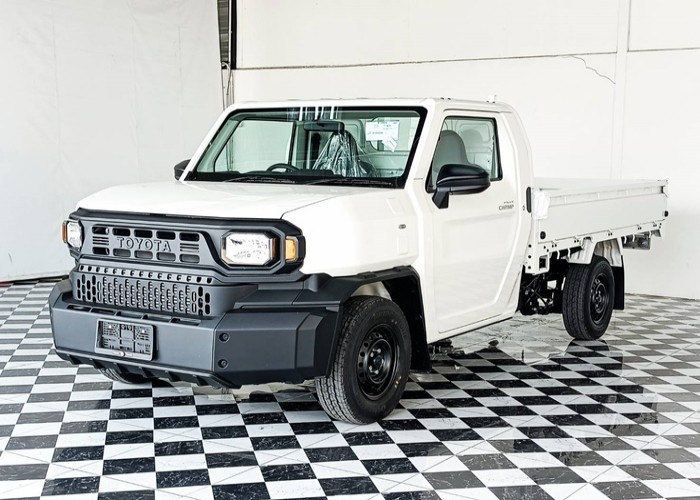TOYOTA 