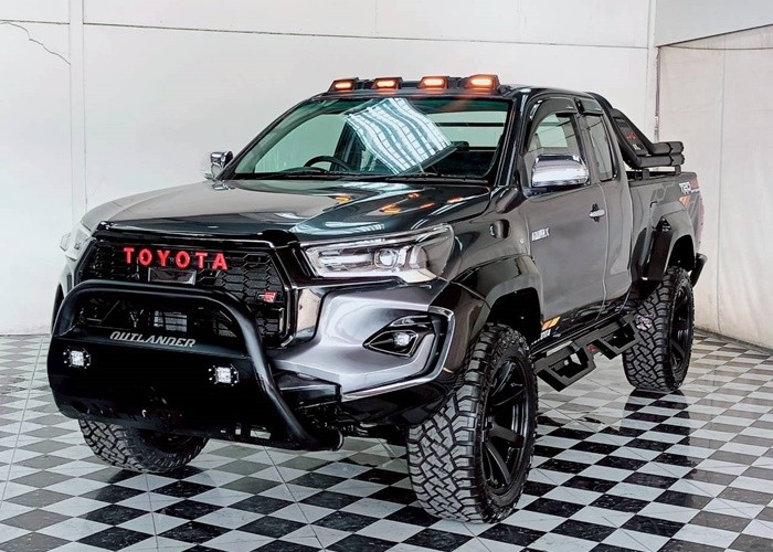 TOYOTA 
