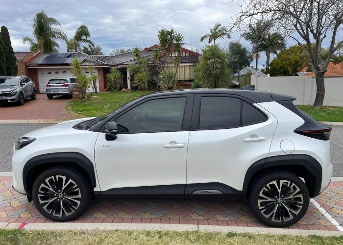 TOYOTA 