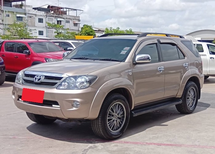 TOYOTA 