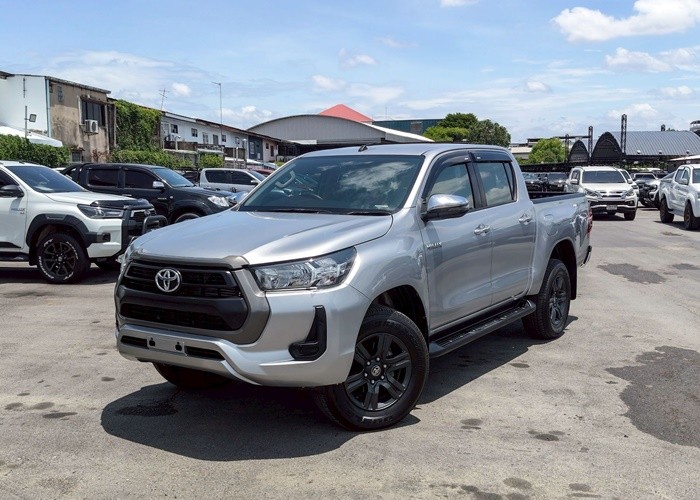 TOYOTA 