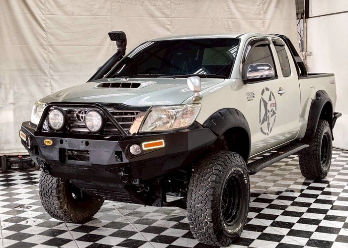 TOYOTA 