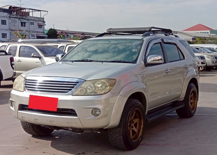 TOYOTA 
