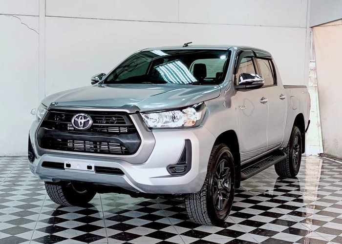 TOYOTA 