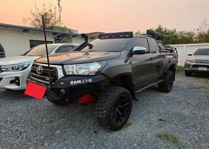 TOYOTA 
